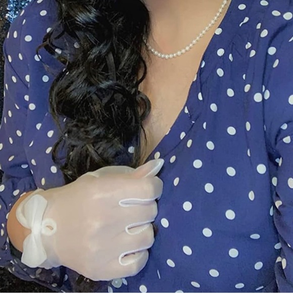 Short Gloves Wrist in Tulle - Picture 4 of 4